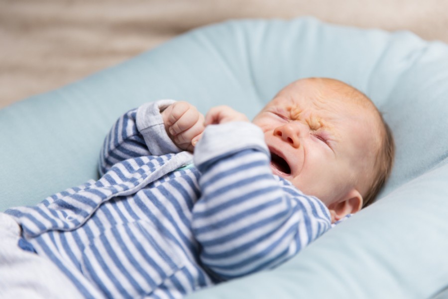 Bébé énervé: comment se calmer avec une tétine ?