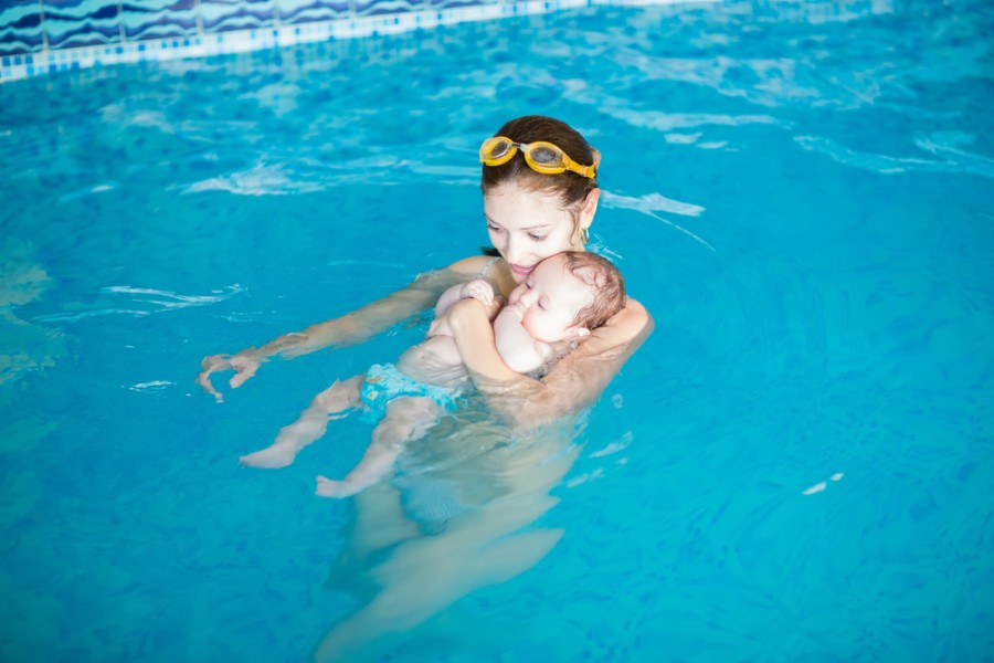 Bebe nageur : Pourquoi c'est bon pour votre enfant
