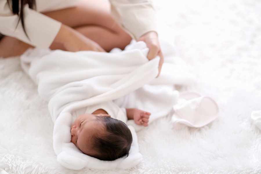 La couverture miracle : pour rassurer bébé ?
