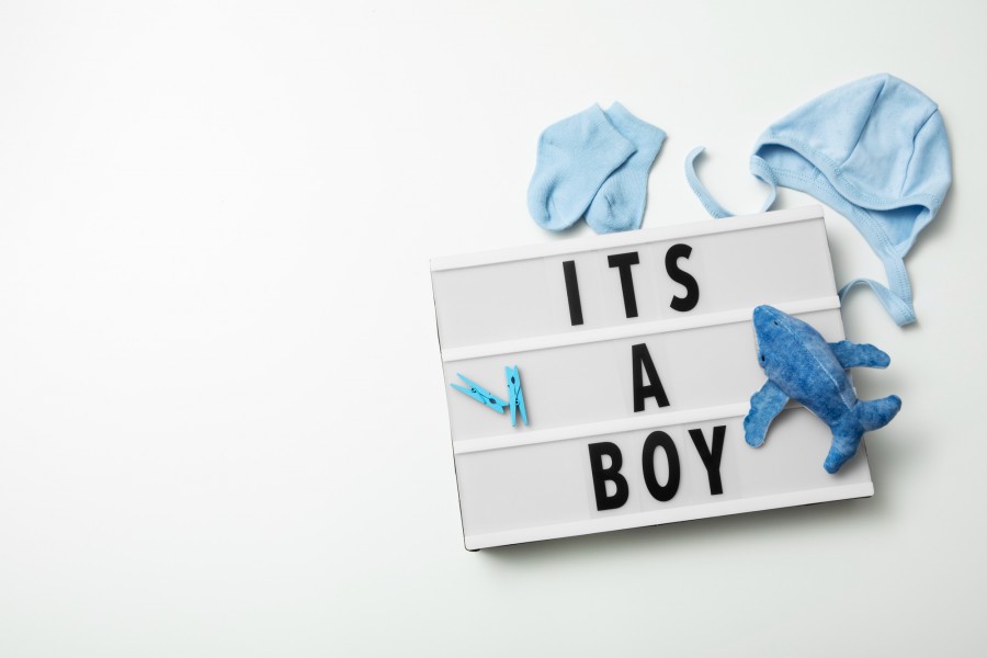 Créer le faire-part de naissance parfait pour un garçon : tendances et conseils