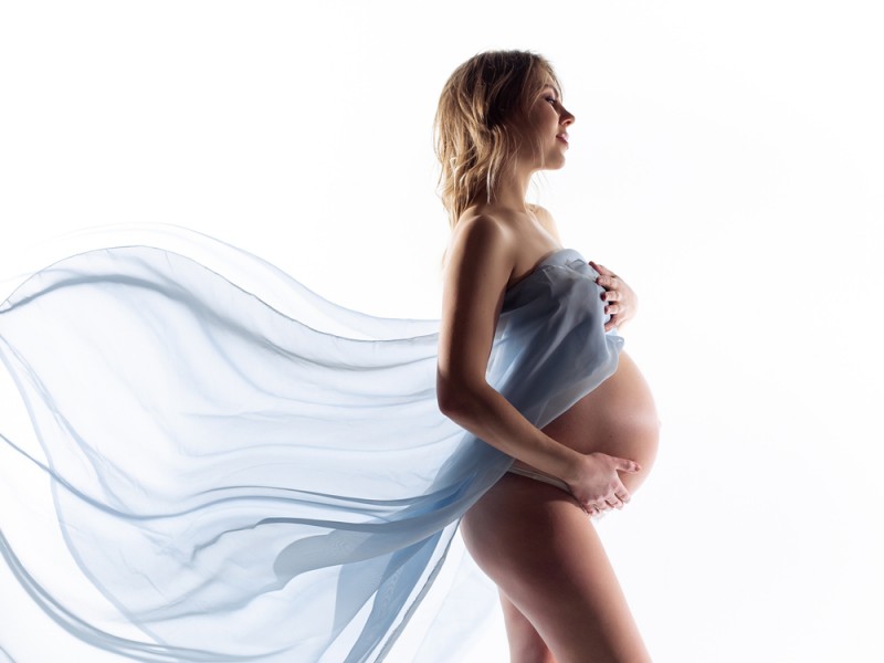 Photo femme enceinte : comment la réussir ?