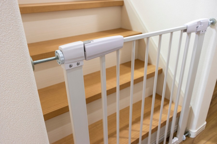 Quel âge barrière escalier ?